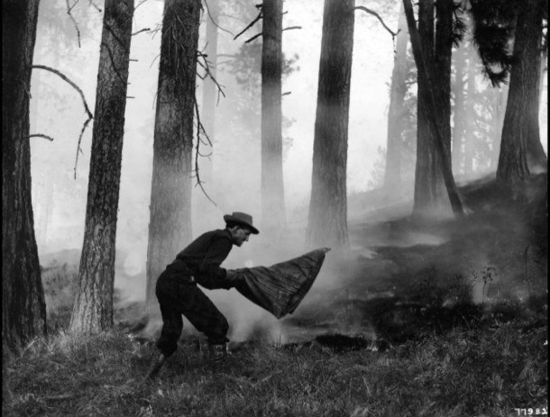 fire fighting with a hessian bag 